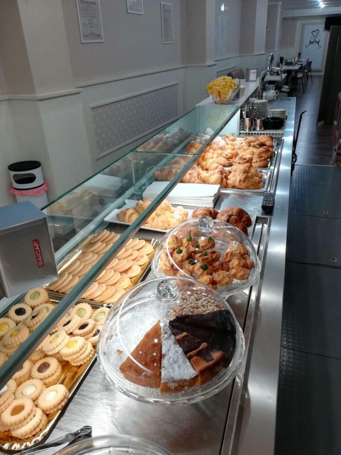 Dolci Ricordi Hotell Bari Exteriör bild